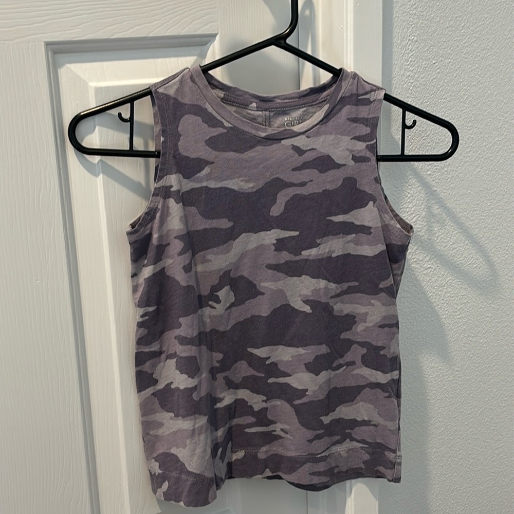 Girls Athleta tank top